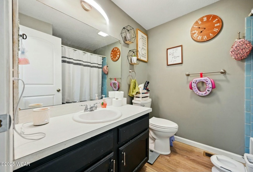 1460 Loch Loman Way, Lima, Ohio, 3 Bedrooms Bedrooms, ,2 BathroomsBathrooms,Residential,For Sale,Loch Loman,306837