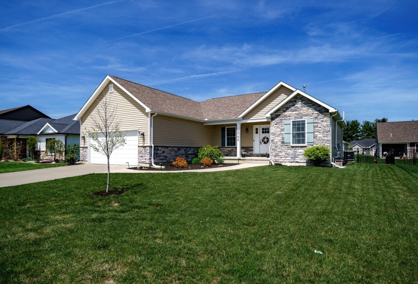 1-web-or-mls-2755-douglas-dr
