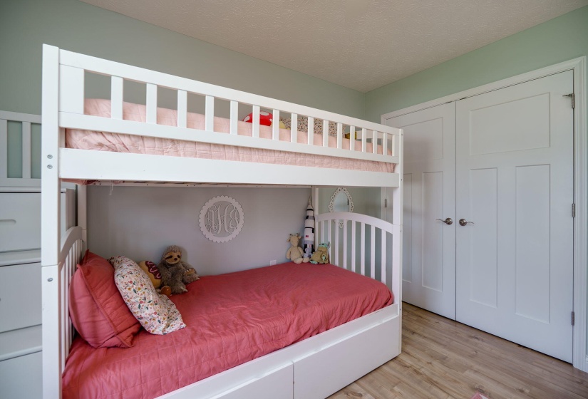 21-web-or-mls-2755-douglas-dr