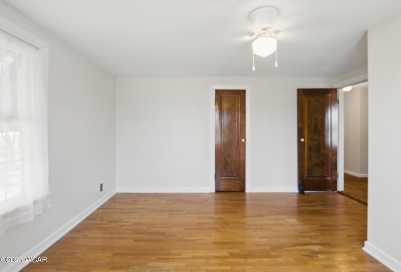 1044 Elm Street, Van Wert, Ohio, 5 Bedrooms Bedrooms, ,1 BathroomBathrooms,Residential,For Sale,Elm,306750