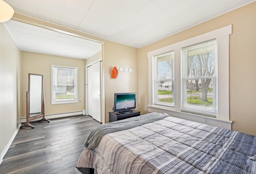1-web-or-mls-College St-2204-025