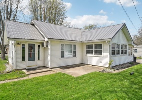8870 College Street, Lakeview, Ohio 43331, 2 Bedrooms Bedrooms, ,1 BathroomBathrooms,Residential,For Sale,College,1038231