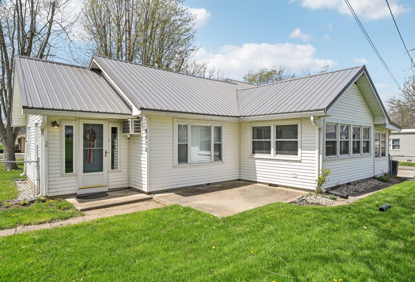 1-web-or-mls-College St-2204-002