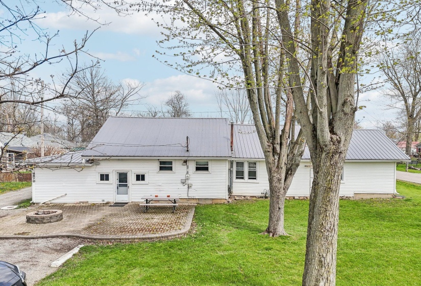 1-web-or-mls-College St-2204-040