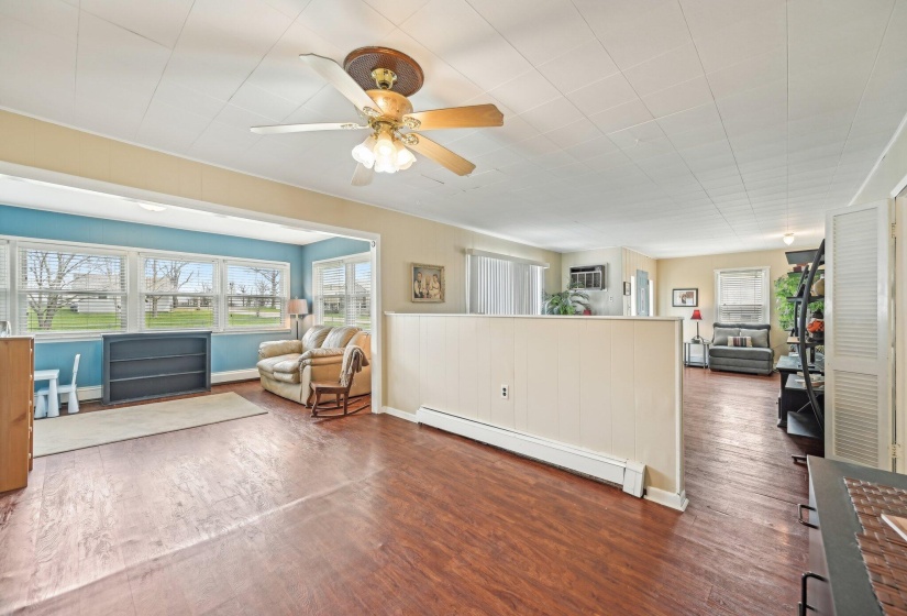 1-web-or-mls-College St-2204-021