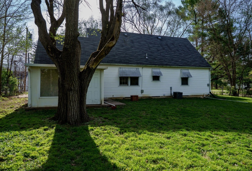 11-web-or-mls-1661-n-central-dr
