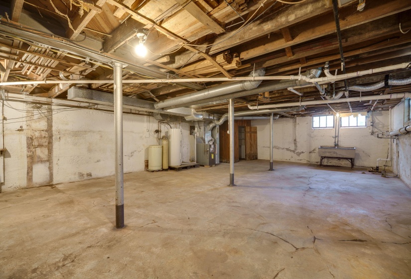 40-web-or-mls-1661-n-central-dr