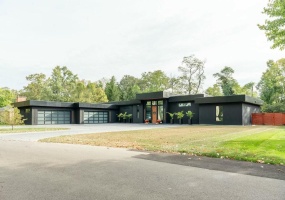 2360 Signal Hill Road, Springfield, Ohio 45504, 5 Bedrooms Bedrooms, ,5 BathroomsBathrooms,Residential,For Sale,Signal Hill,1038234