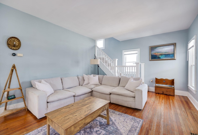 13-web-or-mls-146-s-kensington-pl
