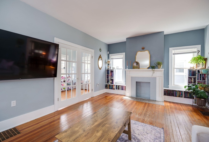 16-web-or-mls-146-s-kensington-pl