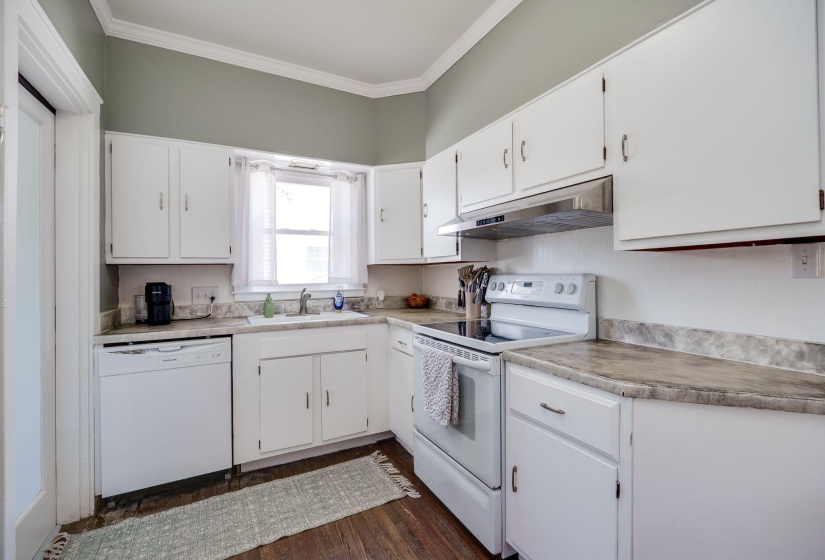22-web-or-mls-146-s-kensington-pl