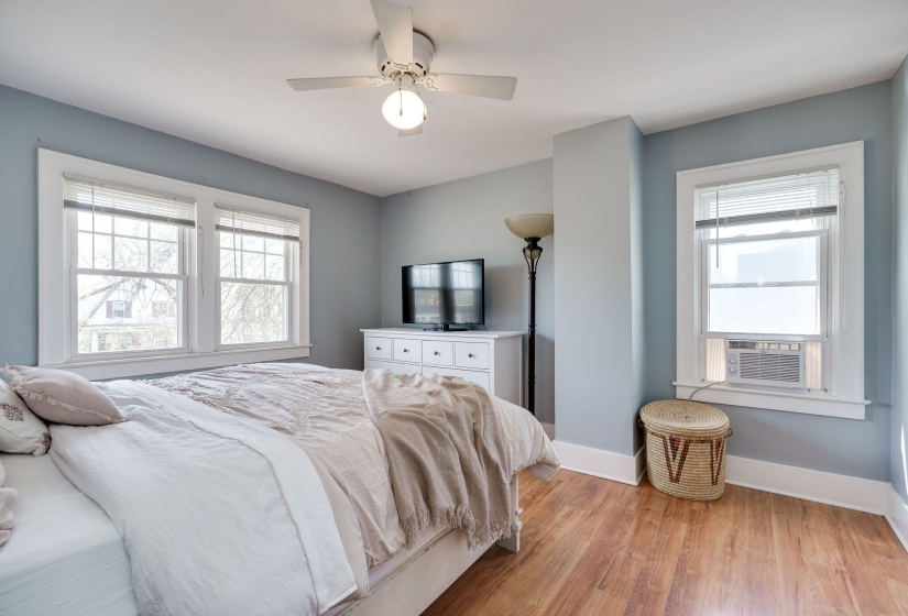 28-web-or-mls-146-s-kensington-pl