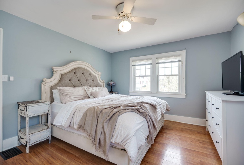 29-web-or-mls-146-s-kensington-pl
