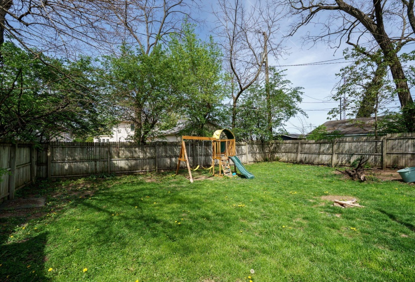 42-web-or-mls-146-s-kensington-pl