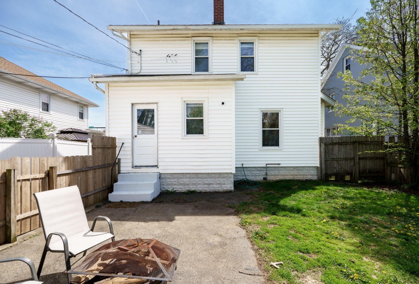 45-web-or-mls-146-s-kensington-pl