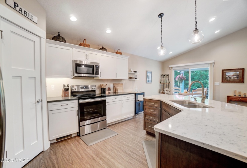 159 Eagles Point South, Lima, Ohio, 2 Bedrooms Bedrooms, ,2 BathroomsBathrooms,Residential,For Sale,Eagles Point South,306840
