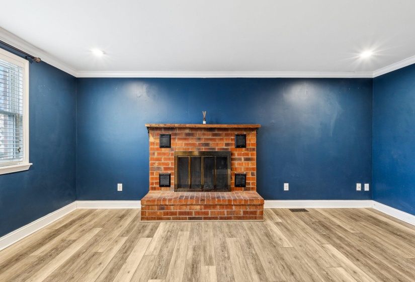 12-web-or-mls-Indian Bluff Cir-1504-012