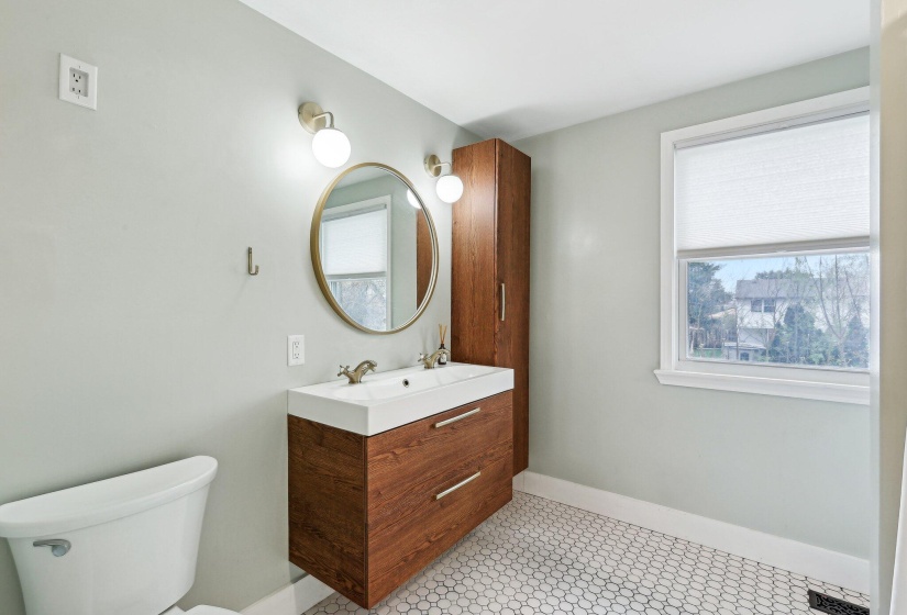 19-web-or-mls-Indian Bluff Cir-1504-019