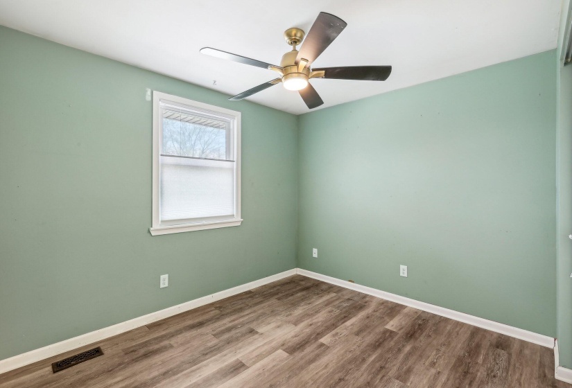 24-web-or-mls-Indian Bluff Cir-1504-024