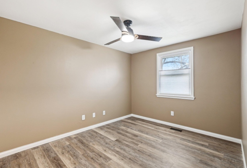 26-web-or-mls-Indian Bluff Cir-1504-026