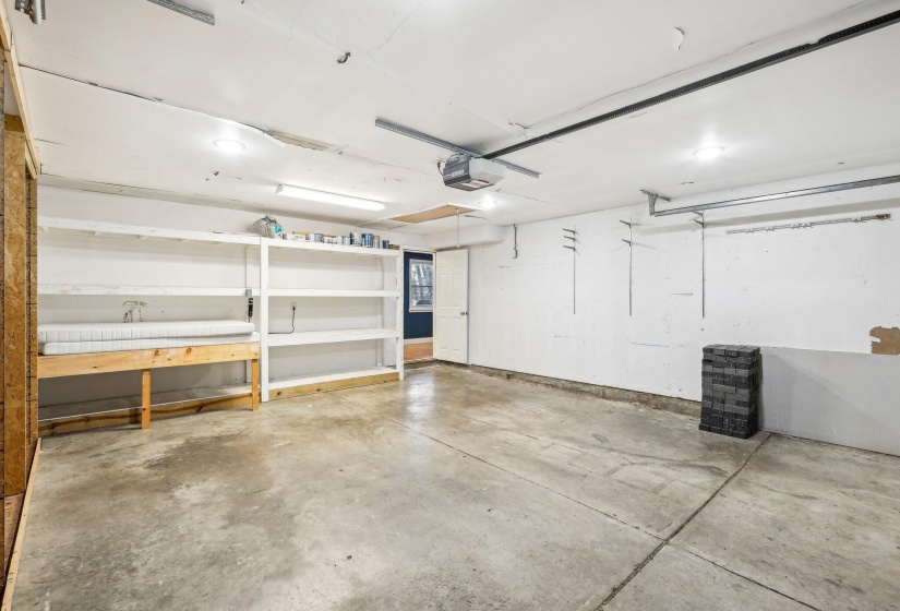 29-web-or-mls-Indian Bluff Cir-1504-029
