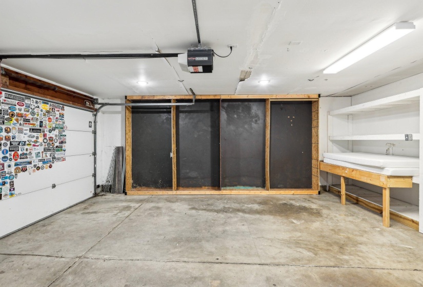 30-web-or-mls-Indian Bluff Cir-1504-030