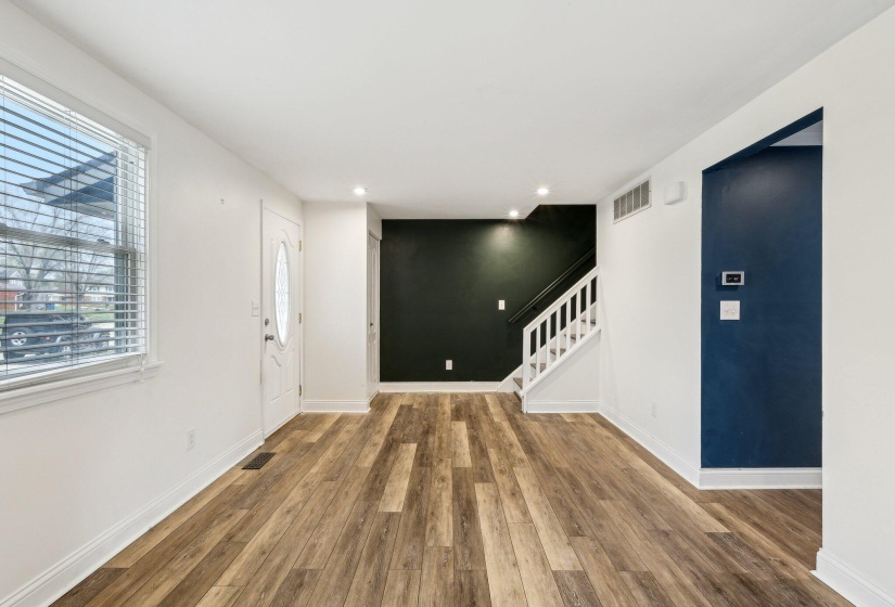 8-web-or-mls-Indian Bluff Cir-1504-008