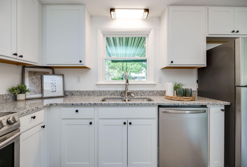 18-web-or-mls-2546-casey-dr