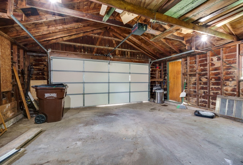 36-web-or-mls-2546-casey-dr