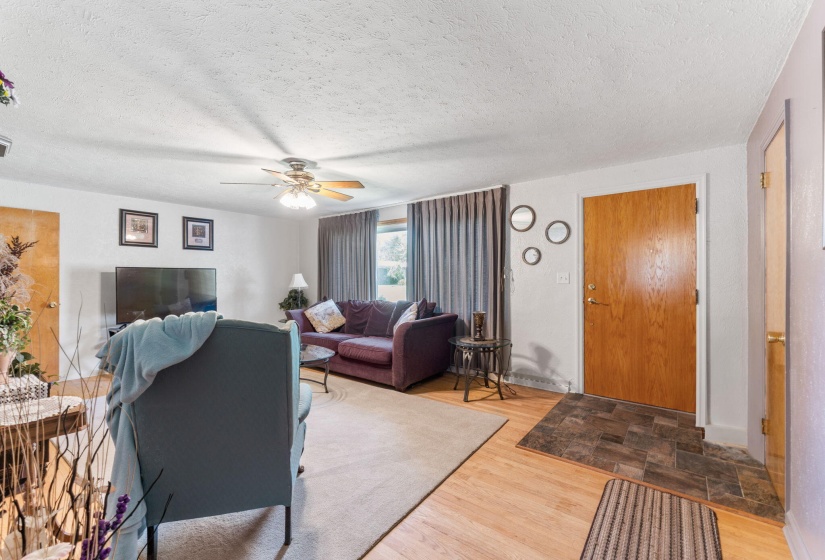 2430 Northmoor Dr (Interior)-6
