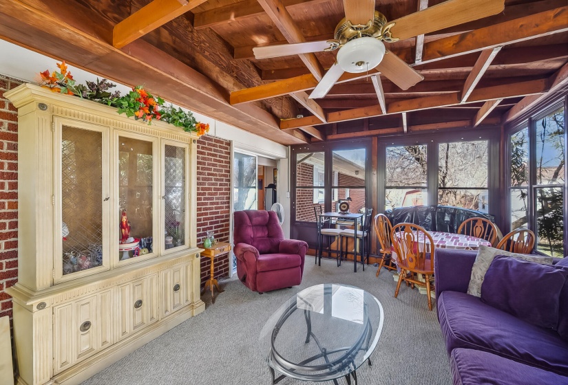 31-web-or-mls-2430 Northmoor Dr-131