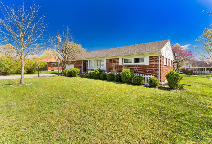 2430 Northmoor (Exterior)-6