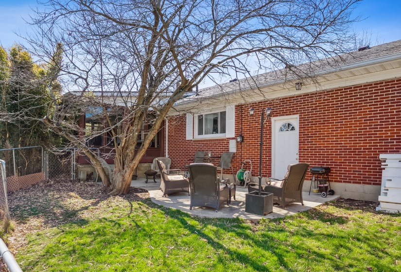4-web-or-mls-2430 Northmoor Dr-104
