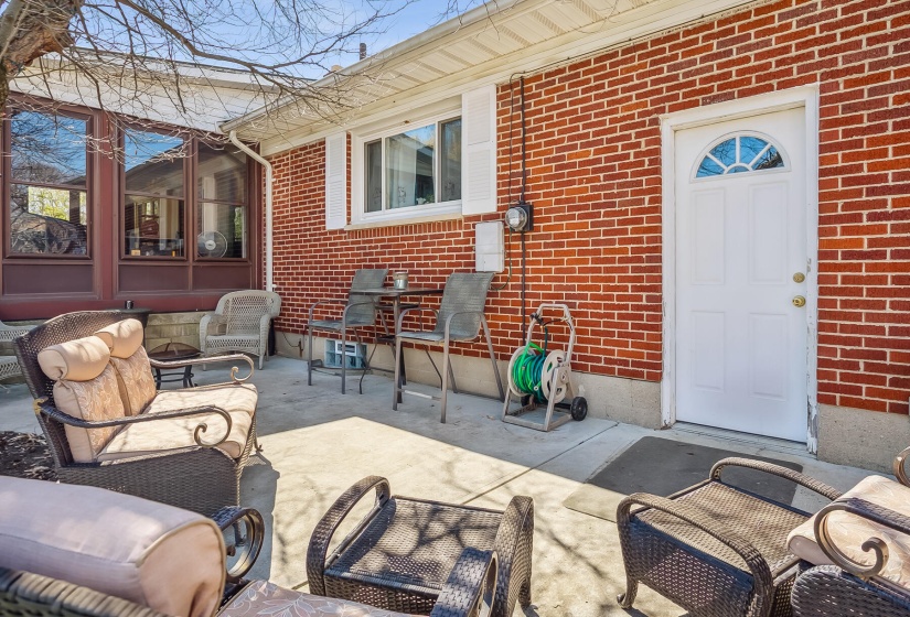 7-web-or-mls-2430 Northmoor Dr-107