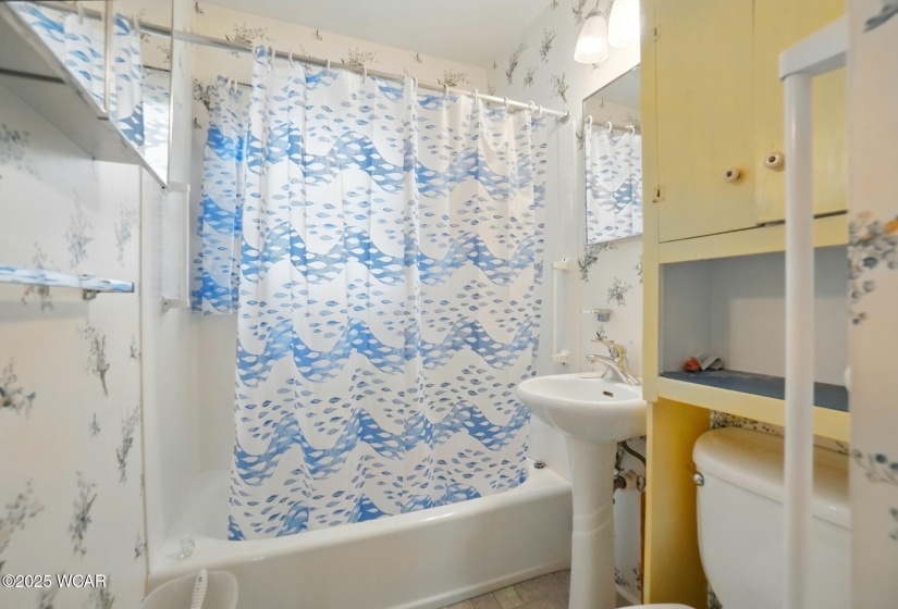 924 Haley Street, Van Wert, Ohio, 3 Bedrooms Bedrooms, ,1 BathroomBathrooms,Residential,For Sale,Haley,306857