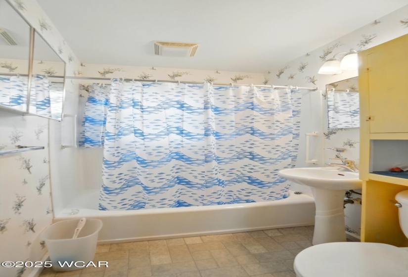 924 Haley Street, Van Wert, Ohio, 3 Bedrooms Bedrooms, ,1 BathroomBathrooms,Residential,For Sale,Haley,306857