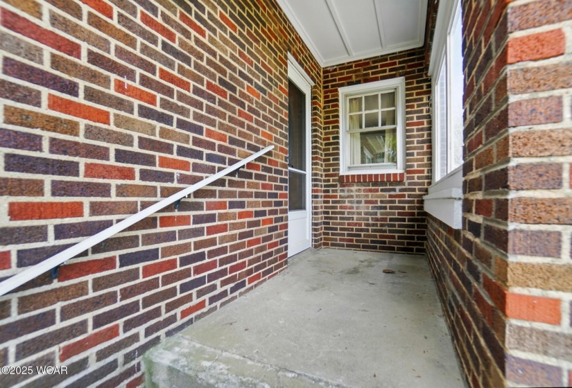 635 Close Avenue, Lima, Ohio, 2 Bedrooms Bedrooms, ,1 BathroomBathrooms,Residential,For Sale,Close,306861