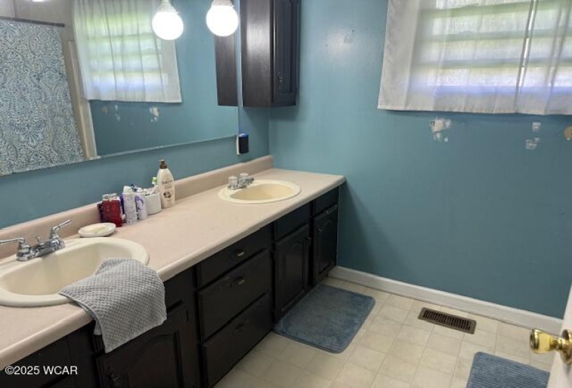 11950 Hillcrest Dr Drive, Kenton, Ohio, 3 Bedrooms Bedrooms, ,1 BathroomBathrooms,Residential,For Sale,Hillcrest Dr,306824