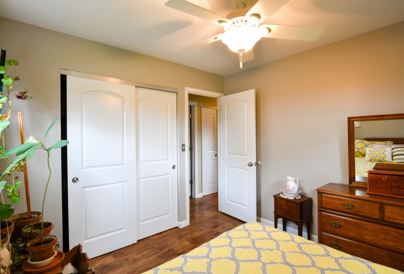 1367 Sheridan-26