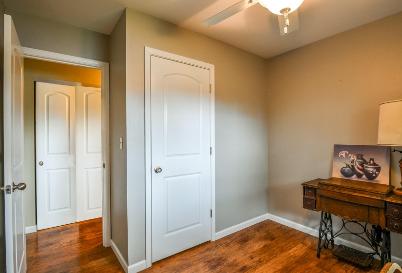 1367 Sheridan-28