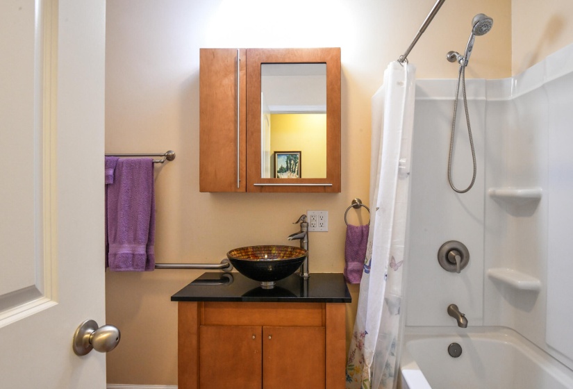 1367 Sheridan-31
