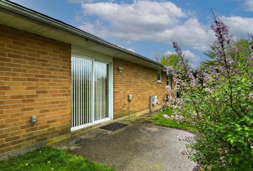 1367 Sheridan-36