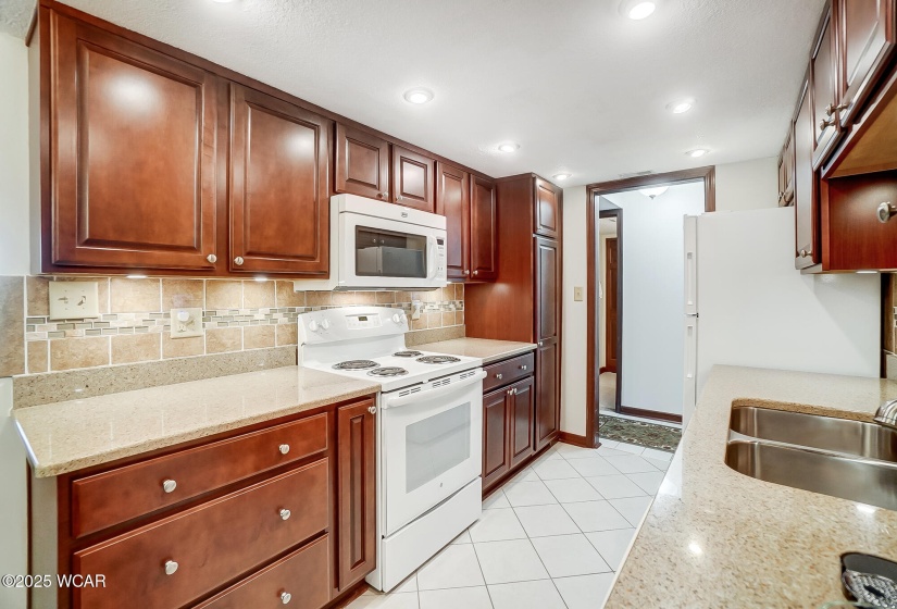 1755 Shawnee Road, Lima, Ohio, 2 Bedrooms Bedrooms, ,2 BathroomsBathrooms,Residential,For Sale,Shawnee,306800