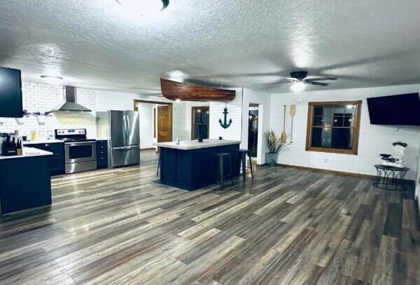 Kitchen Livingroom