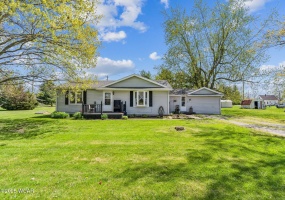 394 Hale Street, Ridgeway, Ohio, 2 Bedrooms Bedrooms, ,1 BathroomBathrooms,Residential,For Sale,Hale,306852