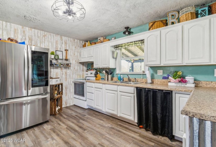 394 Hale Street, Ridgeway, Ohio, 2 Bedrooms Bedrooms, ,1 BathroomBathrooms,Residential,For Sale,Hale,306852