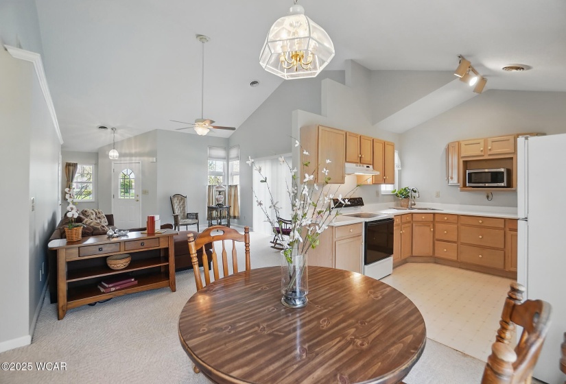 1210 Navajo Trail, Wapakoneta, Ohio, 2 Bedrooms Bedrooms, ,2 BathroomsBathrooms,Residential,For Sale,Navajo,306860
