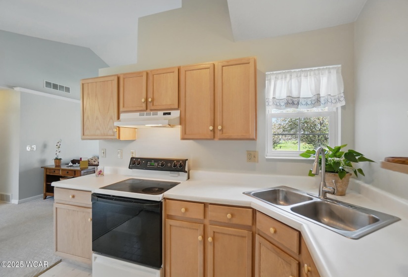 1210 Navajo Trail, Wapakoneta, Ohio, 2 Bedrooms Bedrooms, ,2 BathroomsBathrooms,Residential,For Sale,Navajo,306860
