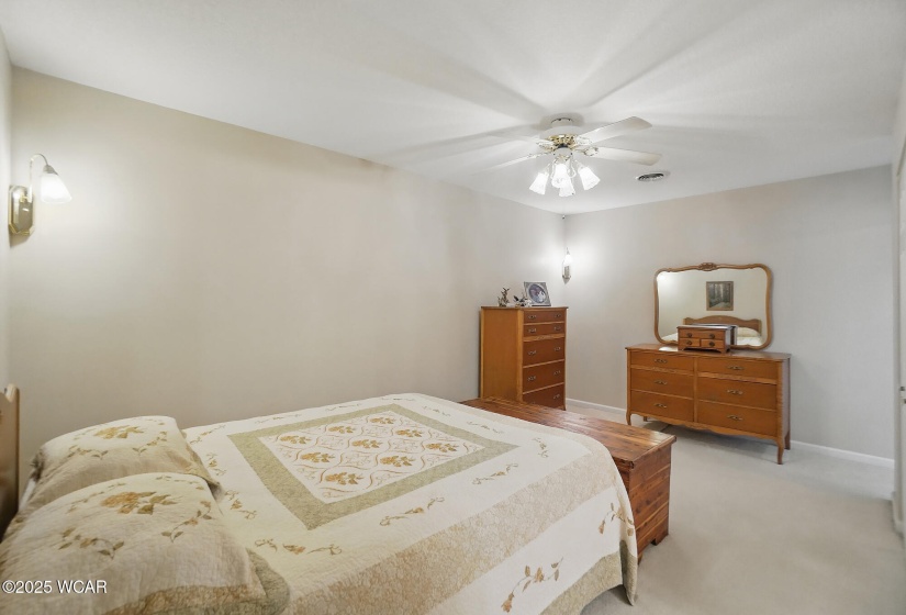 1210 Navajo Trail, Wapakoneta, Ohio, 2 Bedrooms Bedrooms, ,2 BathroomsBathrooms,Residential,For Sale,Navajo,306860