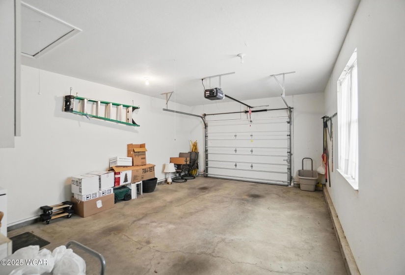 1210 Navajo Trail, Wapakoneta, Ohio, 2 Bedrooms Bedrooms, ,2 BathroomsBathrooms,Residential,For Sale,Navajo,306860
